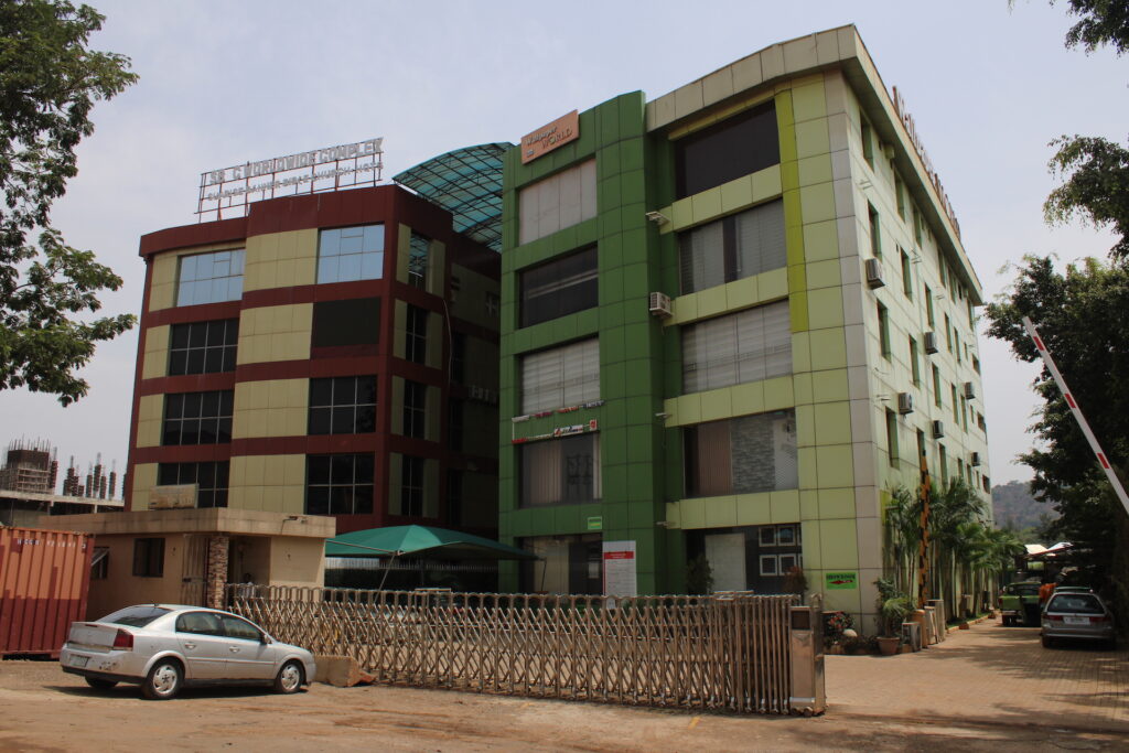 Wallpaper World Plaza